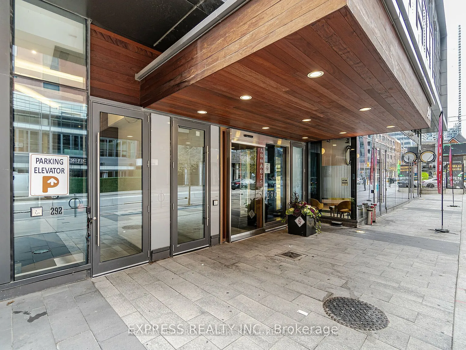 2 bed, $2,500 — Photo 2