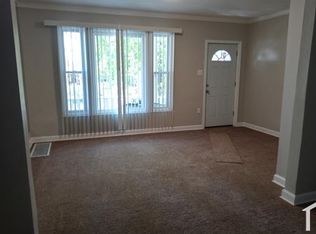 620 E 90th St FLOOR 1, Chicago, IL 60619