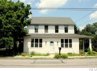 851 Macungie Ave, Emmaus, PA