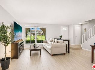 24249 La Glorita Cir, Santa Clarita, CA 91321