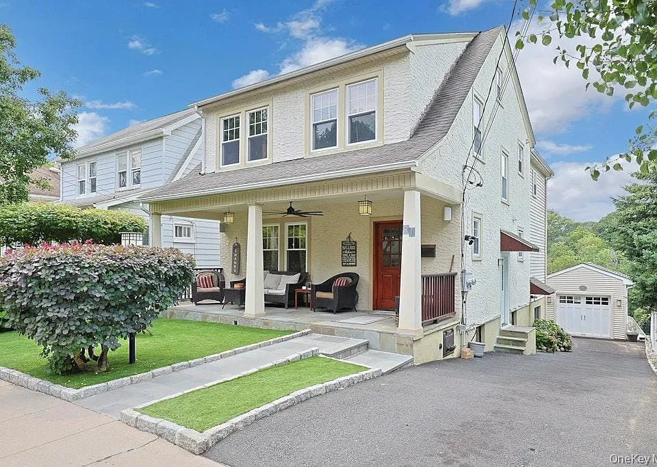 21 Anderson Ave