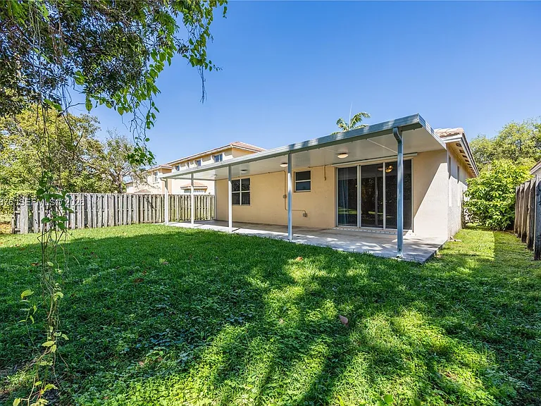 10770 SW 245th St — Photo 38