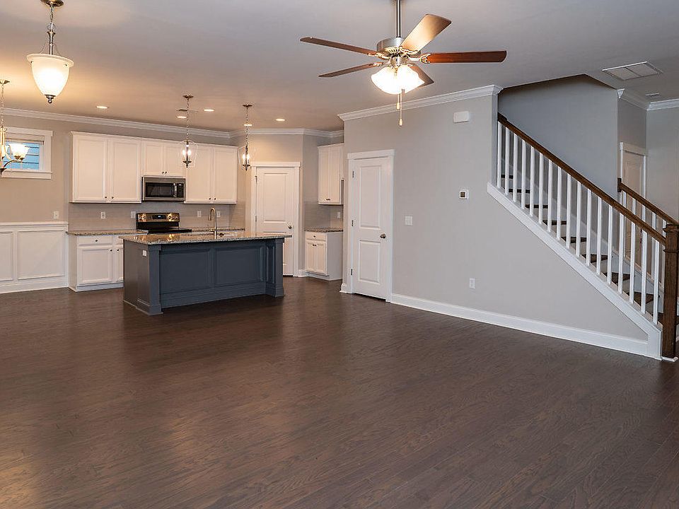 1st image of 433 Coquinas Ln