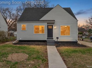 1705 W Troy Ave, Ferndale, MI