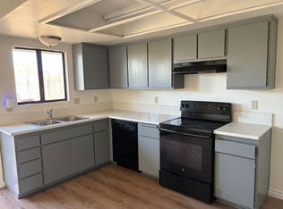 15360 Sequoia St APT 7, Hesperia, CA 92345