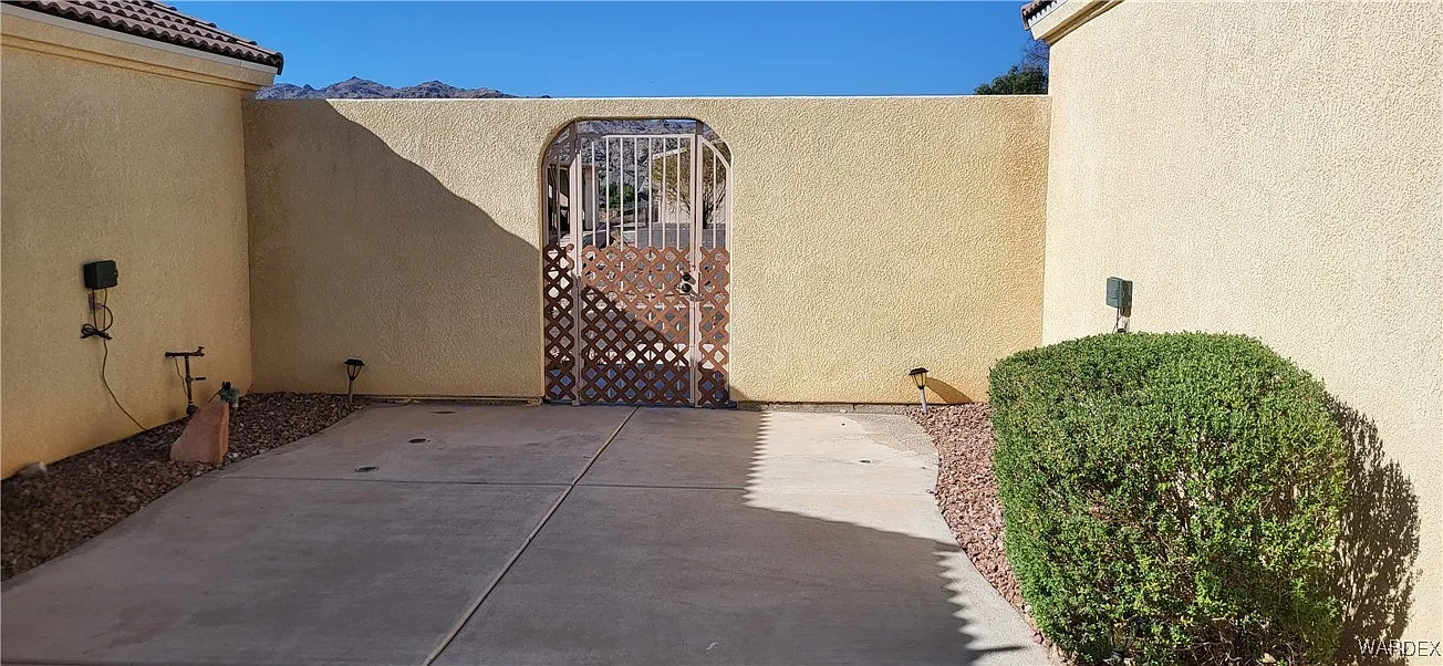 3 bed, 2.0 bath, 1200 sqft, $1,500 — Photo 3