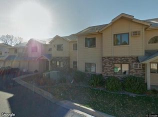 1581 Wheelock Ln APT 201, Saint Paul, MN 55117