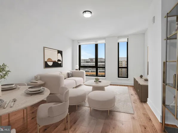 1211 Van St SE #1112, Washington, DC 20003