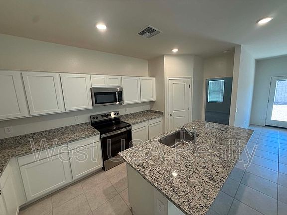 2nd image of 2073 E Driftwood Ike Dr
