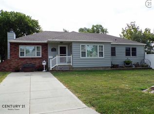 571 20th Ave, Columbus, NE 68601