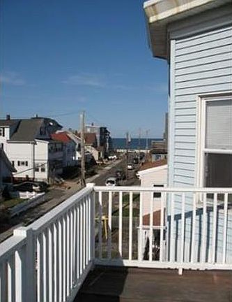 5th image of 25 Seafoam Ave #3