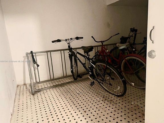 3rd image of 1555 Pennsylvania Ave APT 102