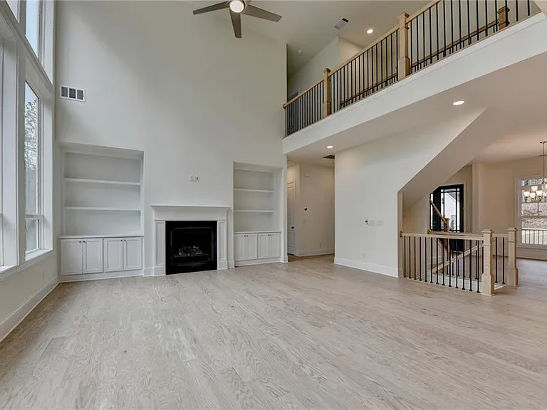 2471 Stewart Rd — Photo 39