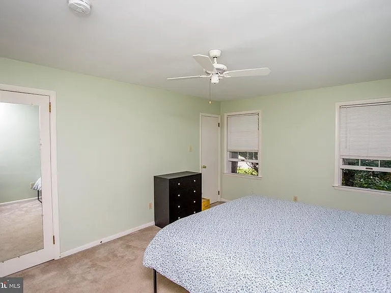 67 Townview Dr — Photo 25