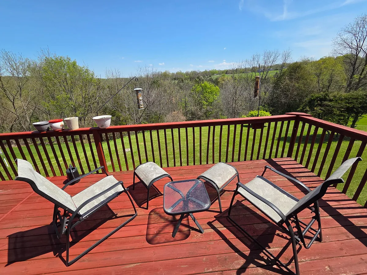 Building Photo - Tanager Ln