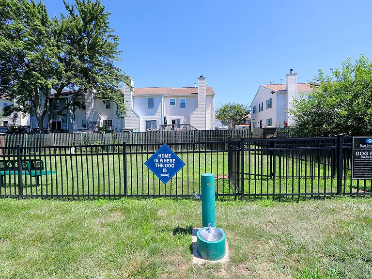 East Meadow Apartment Homes — Photo 19