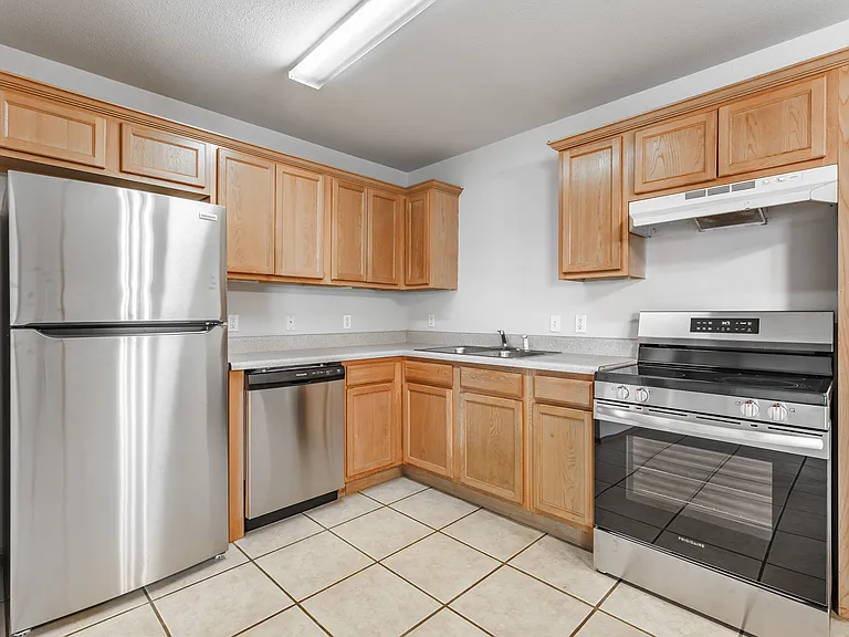 417 E Southern Trace Dr — Photo 13
