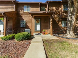 12 Cedar Grove Ct, Saint Charles, MO