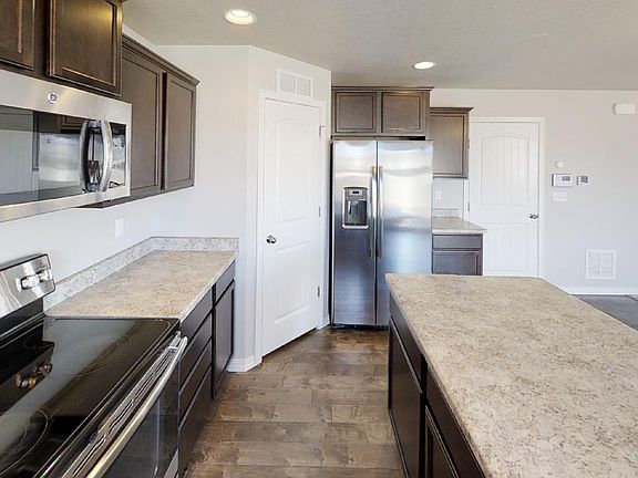 4th image of 11081 Buckhead Pl