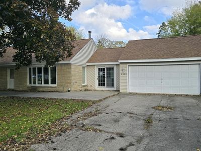 2902 South 124th STREET, Milwaukee, WI, 53227