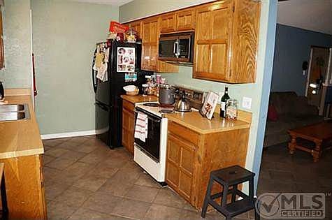 5th image of 4204 Oak Country Dr
