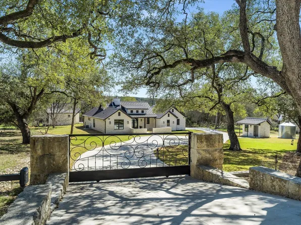 312 Rancho Grande Dr, Wimberley, TX 78676