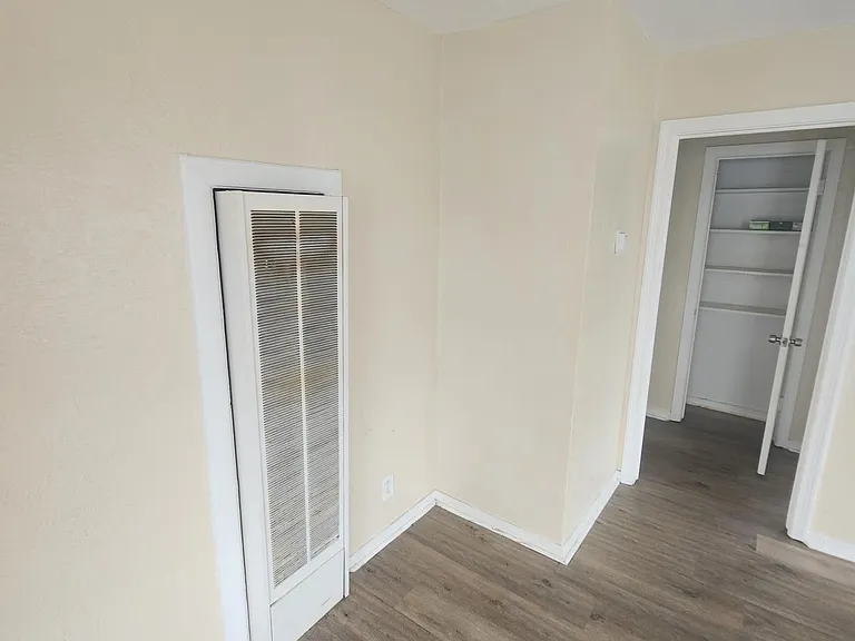 1002 N Lake St #A — Photo 10