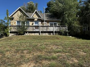 309 W 14th Street, Cassville, MO 65625