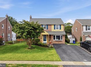 141 Flintlock Rd, Drexel Hill, PA 19026