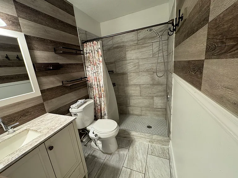 8134 W Desert Cove Ave — Photo 12