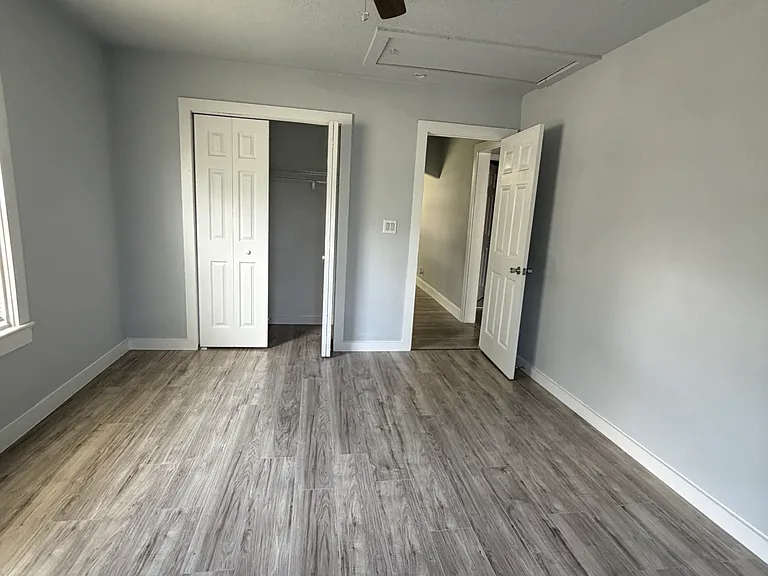 201 E Palm St — Photo 11