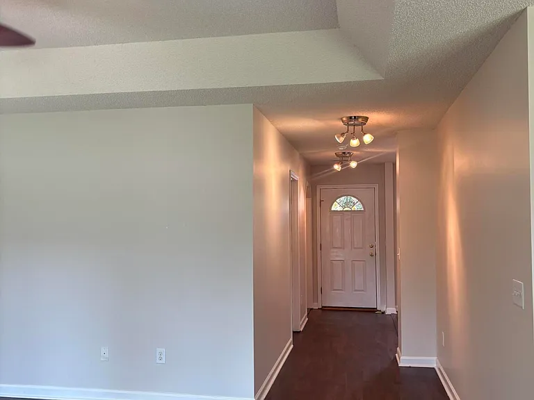 20 Walden Cir — Photo 14