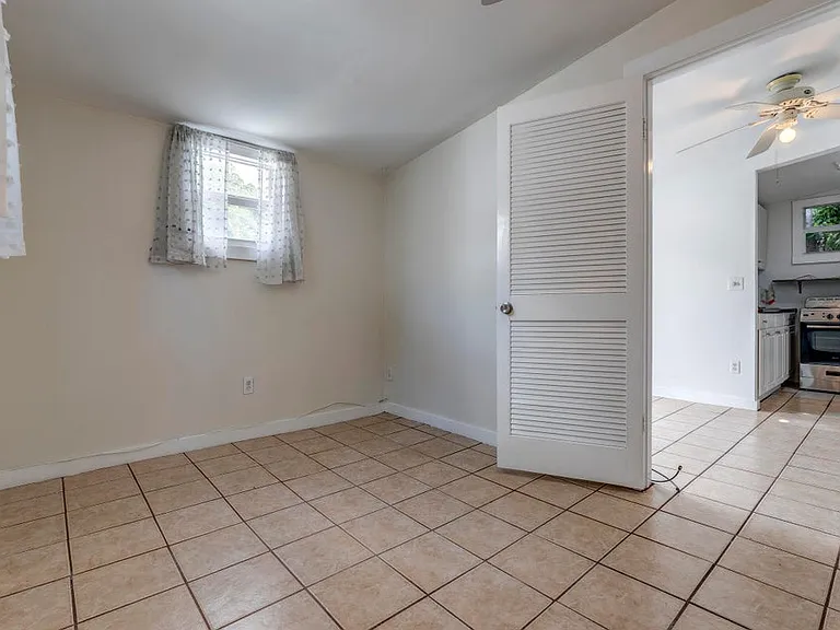 1318 Duncan St #3 — Photo 13