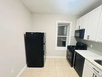 381 Baldwin Avenue, #20