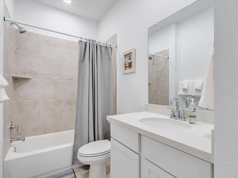 802 Papaya Dr — Photo 18
