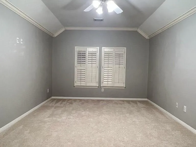 2905 W Dallas St — Photo 10