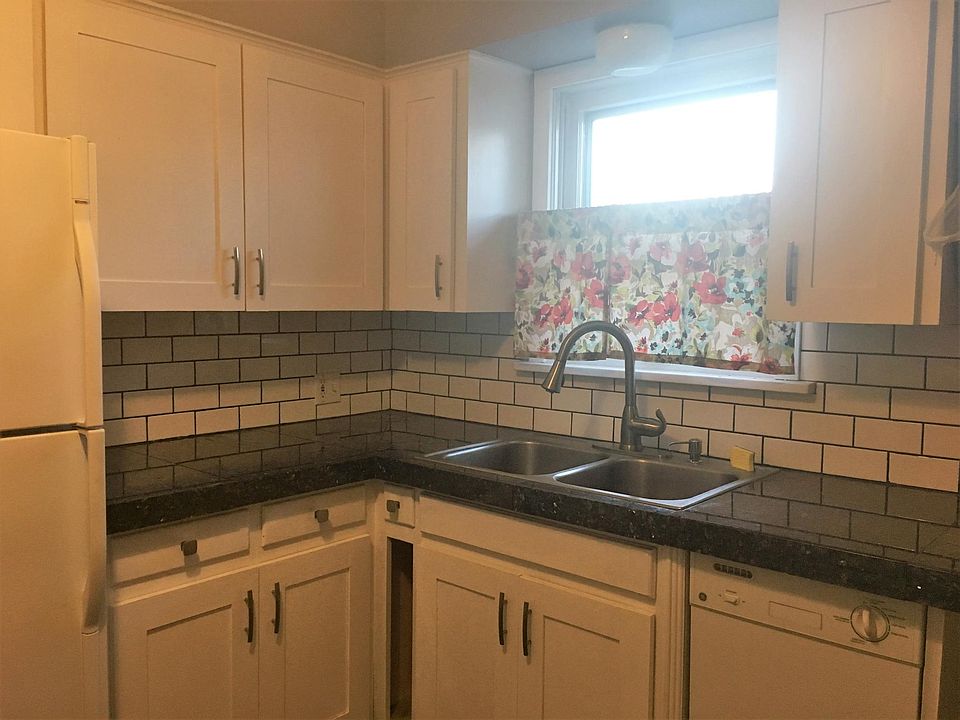 1st image of 2624 W Garland Ave