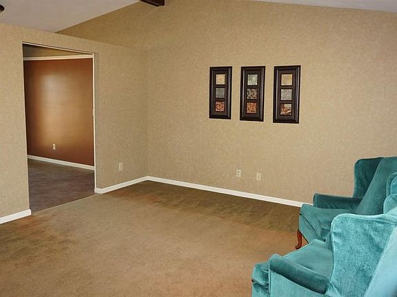 2nd image of 604 Helina Dr