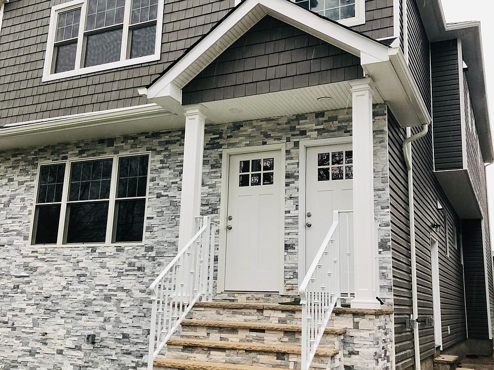1st image of 32 Dorothea Pl #2