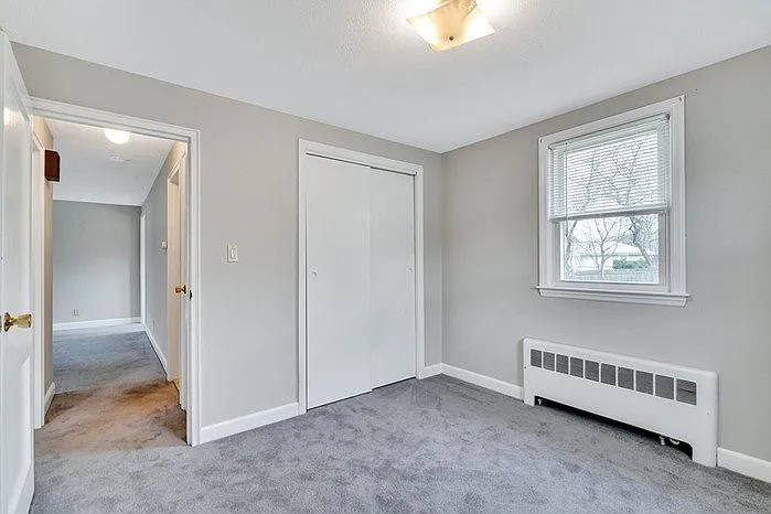 4 bed, 2.0 bath, $4,200 — Photo 3