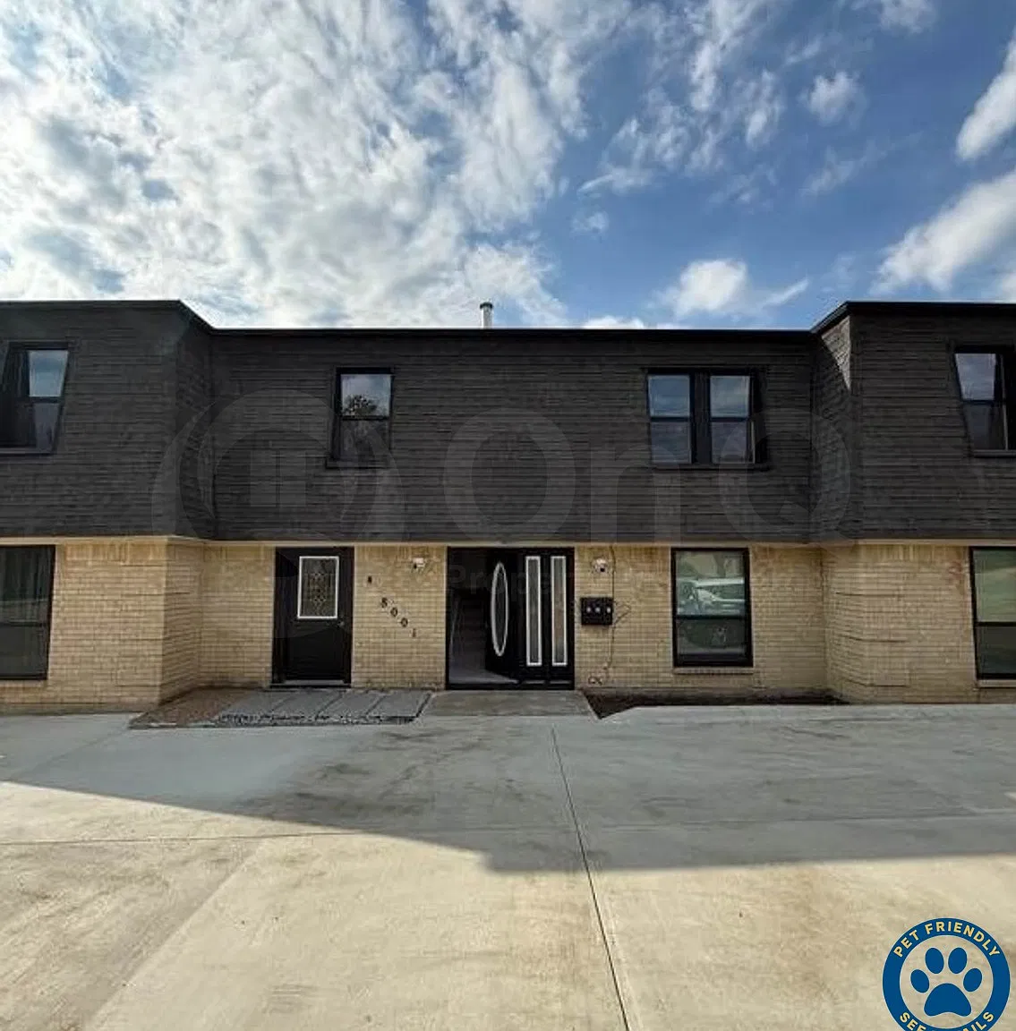 2 bed, 1.0 bath, 751 sqft, $1,550 — Photo 1