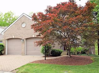 7447 Muchmore Close, Columbia Twp, OH 45243