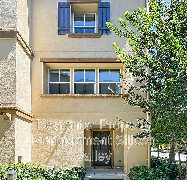 638 Cedarville Ln — Photo 1