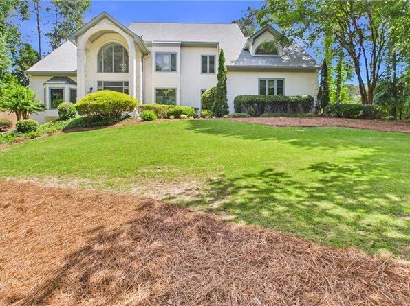 10 Quarry Lake Ct, Sandy Springs, GA 30342