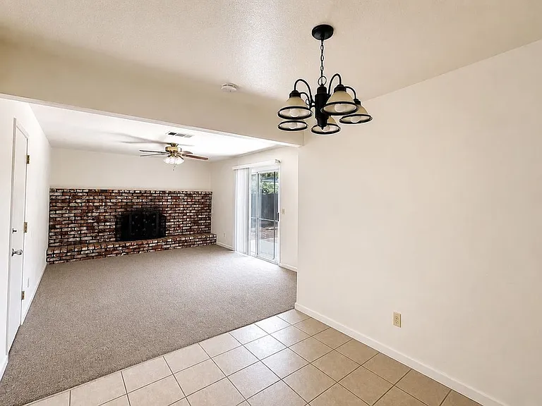 3440 La Jolla Way — Photo 5