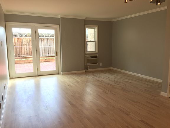 3rd image of 1640 Branham Ln Unit F