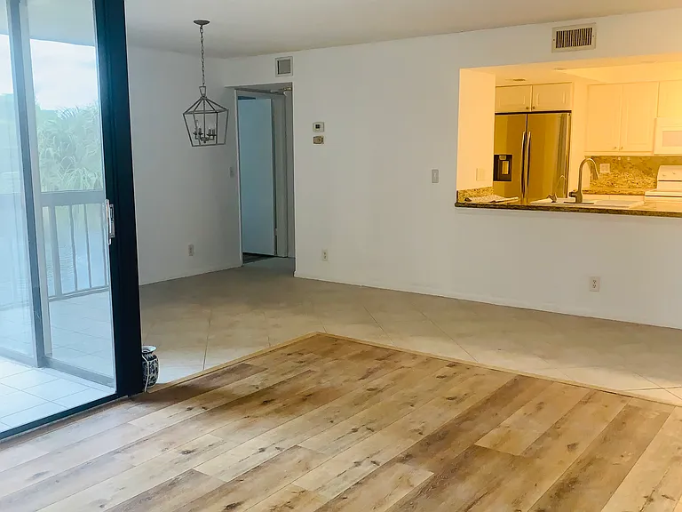 950 Egret Cir #5304 — Photo 5