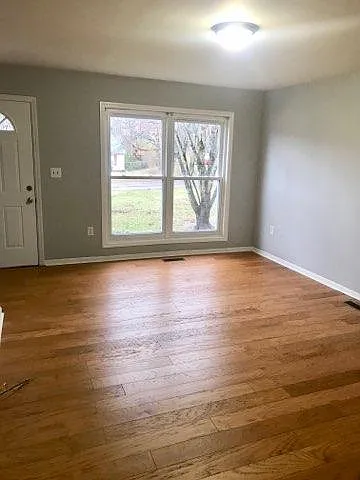 2252 Deerwood Rd — Photo 6