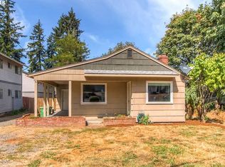 16011 NE Halsey St, Portland, OR 97230