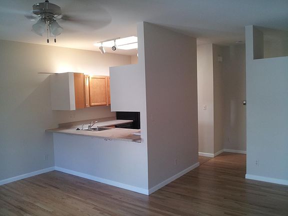 3rd image of 2401 Stout St #2407